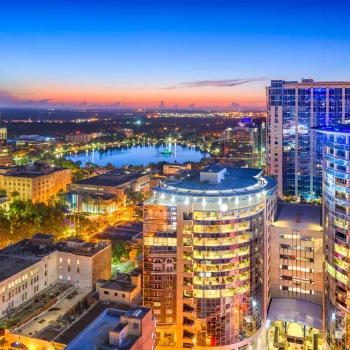 Orlando-Florida-aerial-cityscape-towards-Eola-Lake